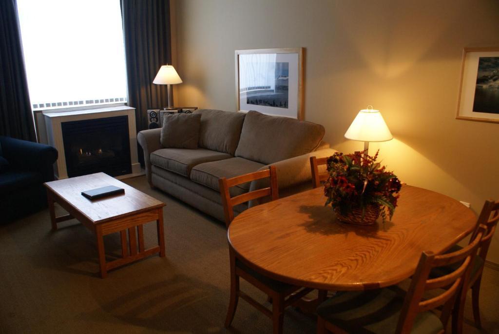 Whistler Superior Properties Номер фото